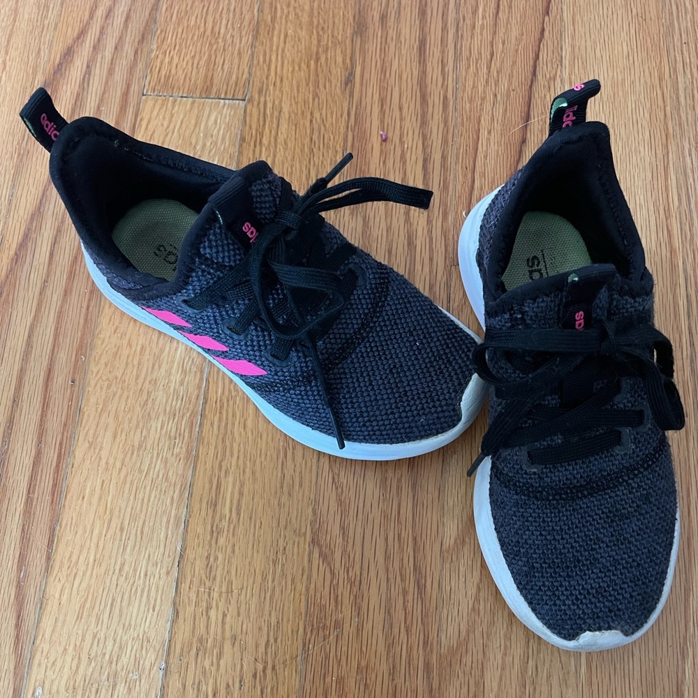 Girls Adidas tennis shoes